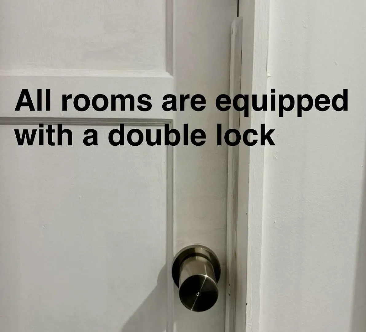 Private Room With Two Twin Beds Air Conditioning And Shared Bathrooms Located Near Seatac Airport And Downtown Seattle 0*,