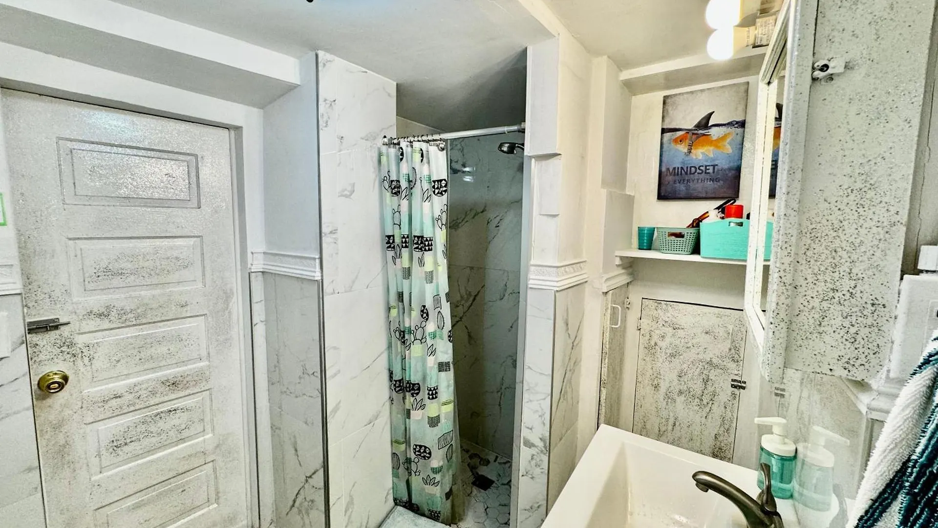 Private Room With Two Twin Beds Air Conditioning And Shared Bathrooms Located Near Seatac Airport And Downtown Seattle Homestay